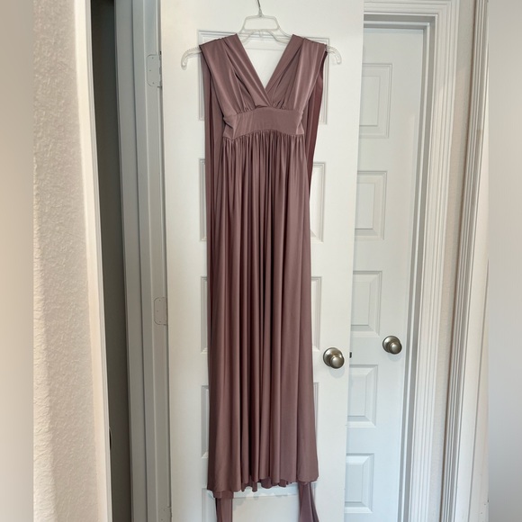 David's Bridal versa bridesmaid dress size XS worn once for a wedding! - Picture 2 of 5
